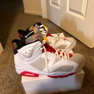 Retro 6’s O’Hares shoe are in ok condition